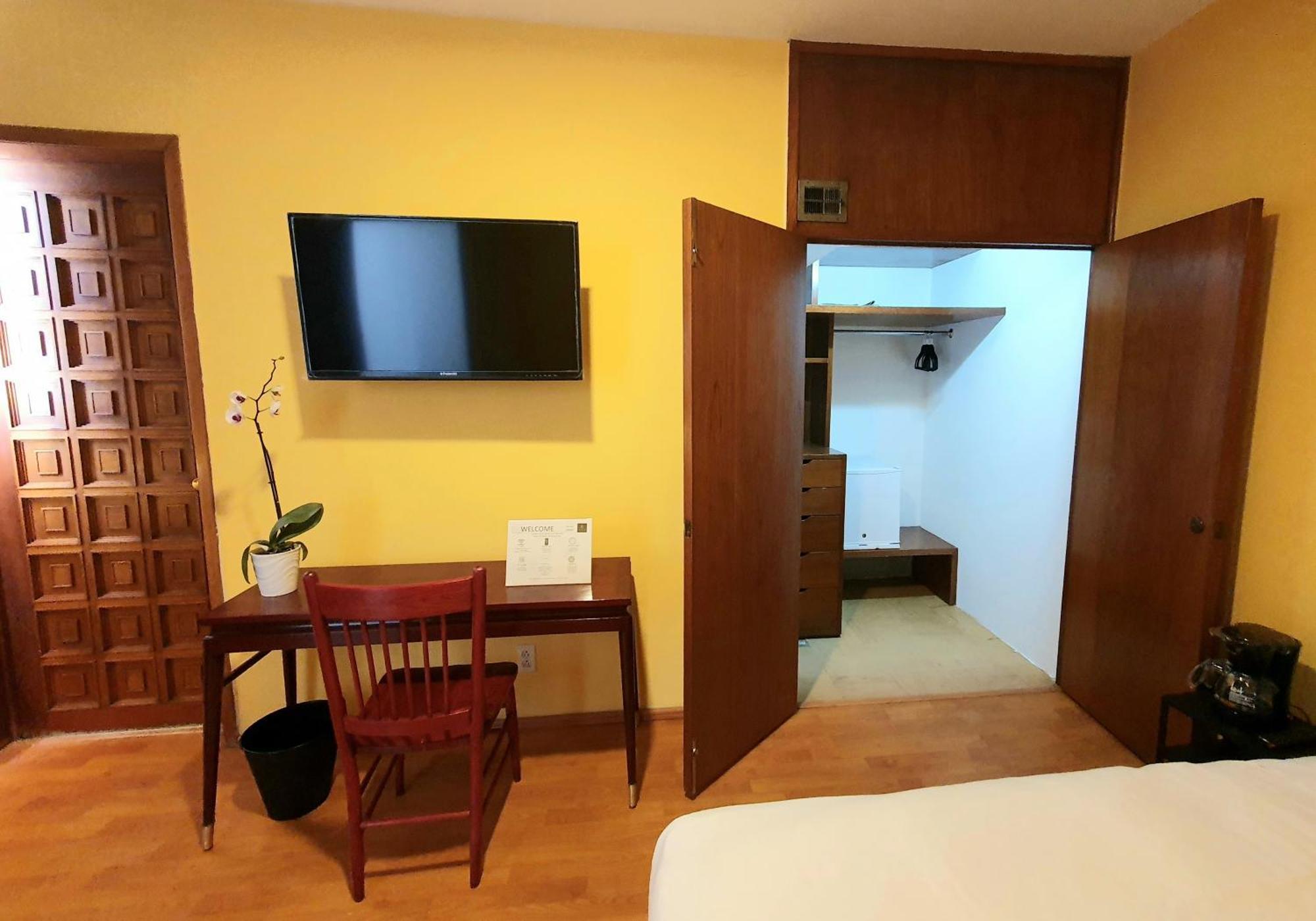 Lindas Suites Eugenio Sue Mexiko-Stadt Exterior foto